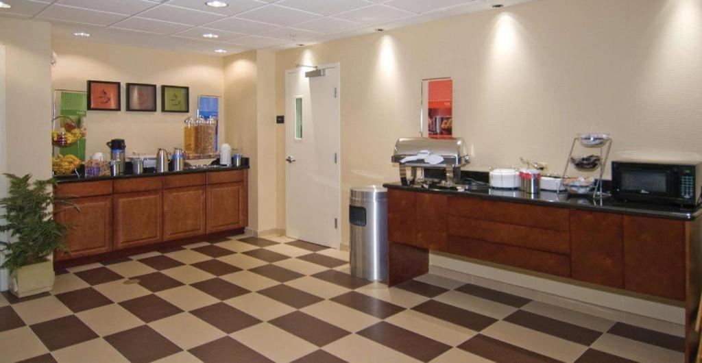 Hampton Inn & Suites Baton Rouge/Port Allen Extérieur photo