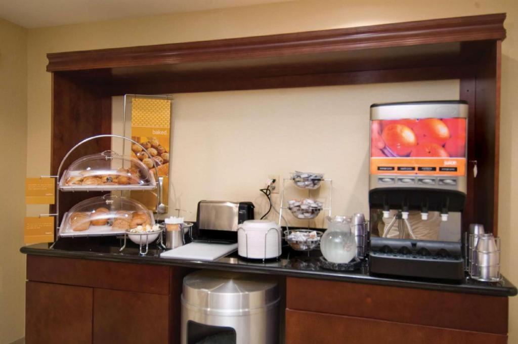 Hampton Inn & Suites Baton Rouge/Port Allen Extérieur photo